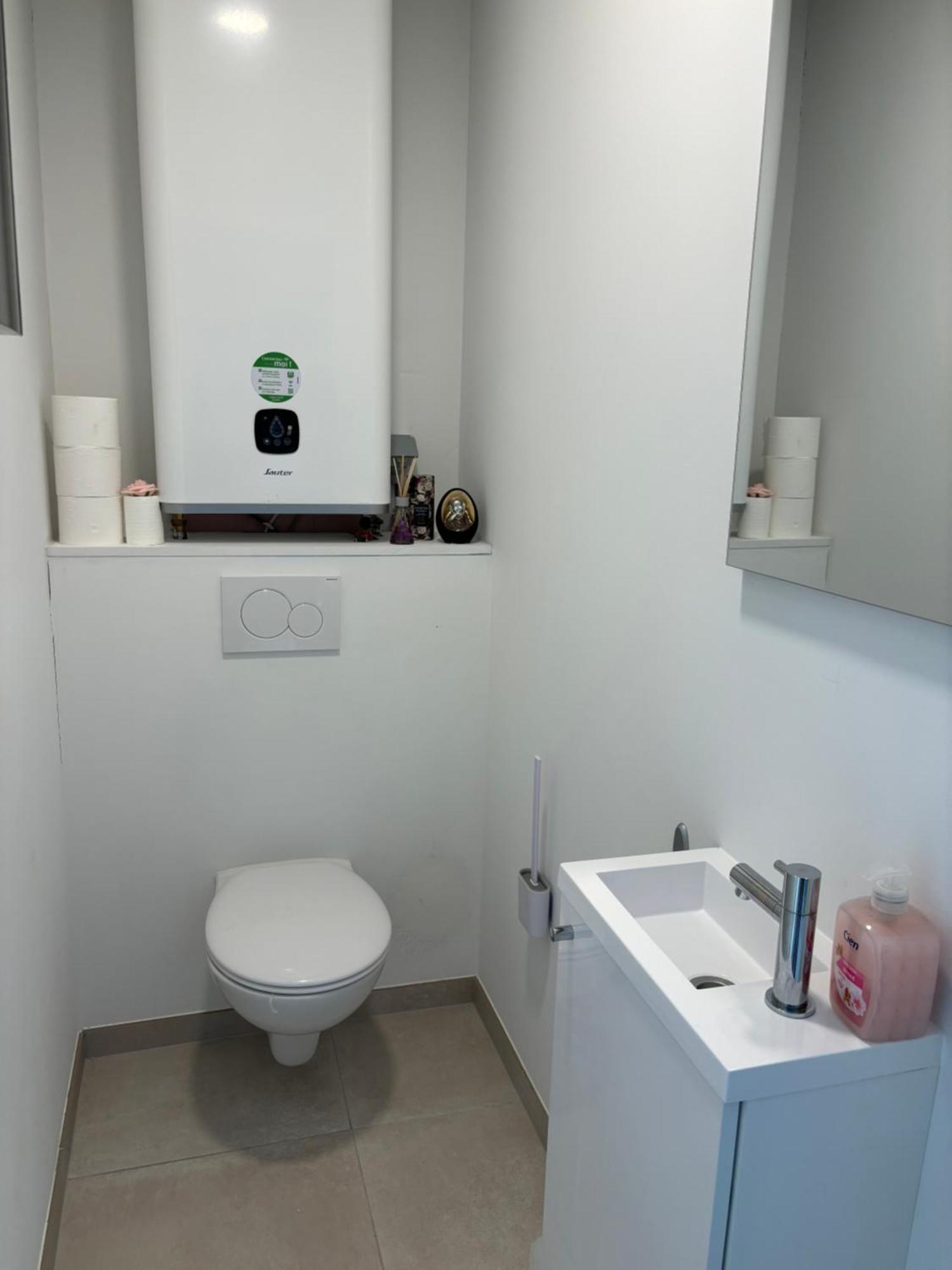2 Bedrooms Luxury Apartment - Guillemins Liège Exteriör bild